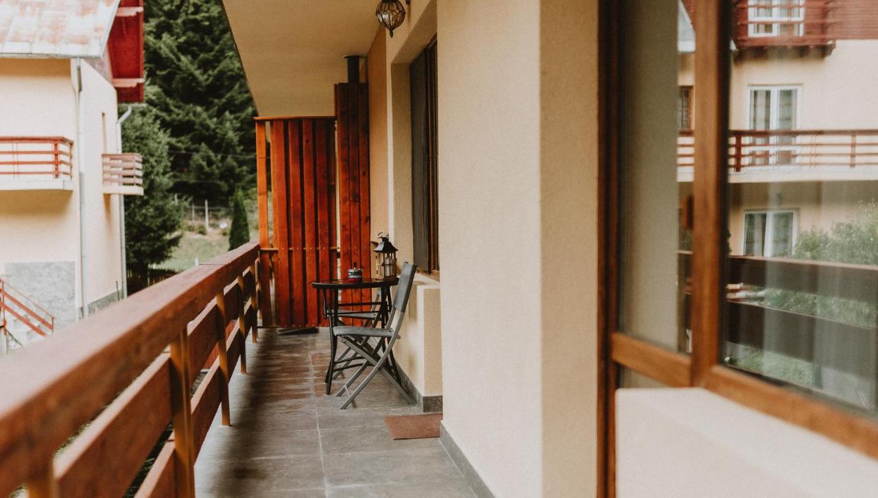 Apartament Eric, Buşteni Zewnętrze zdjęcie